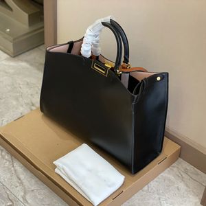 Fashion designer Brown women Tote Large Capacity top leather shoulder bag superior quality Retro style personalized shopping bags
