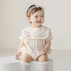 Verão bebê crianças macacões de manga curta bordado flor bonito creeper menina roupa de bodysuit 210429