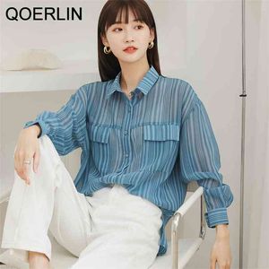 Chic Vertical Stripes Perspective Large Size Loose Chiffon Shirt Thin Sunscreen Women Summer Blue Blouse S-XL 210601