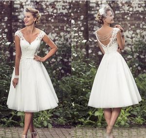 Elegant Tea-Length Wedding Dress Vintage Retro V Neck Cap Sleeves Appliques Lace Tulle Ball Gown Short Wedding Dresses Bridal Gowns