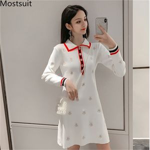 Knitted Vintage Bees Embroidery Dress Women Spring Autumn Elegant Long Sleeve Turn-down Collar A-line Mini Dresses Vestido Mujer 210513