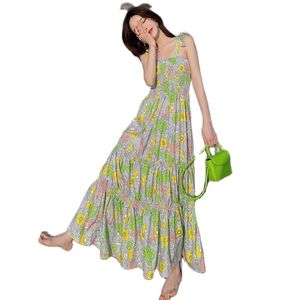 Kvadratisk Neck Printed Dress Resort Style Slim Sling Skirt Elegant Kvinnor Sommar Mode Damkläder 210520