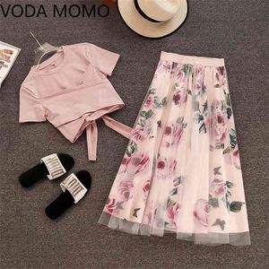 HIGH QUALITY Women Irregular T Shirt+Mesh Skirts Suits Bowknot Solid Tops Vintage Floral Skirt Sets Elegant Woman Two Piece Set 210730
