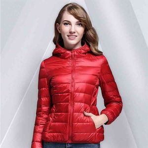 Wywan Kobiety Jacket Fall / Winter Hooded Ultra-Light Moda Lekka Kurtka Down Kobiety Koreański Wersja Kurtka Ciepłe Lightwe 210819