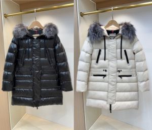 Frauen Daunenjacke Verkäufer Nylon kurze Daunen Großhandel Reißverschluss Taschen Gürtel dicker warmer Mantel klassische Designer Frau Pelz Kapuze Winter lose lange Outwe