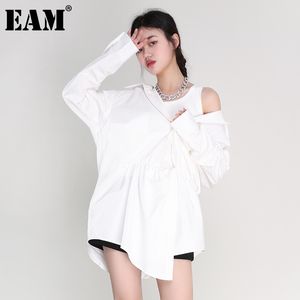 [EAM]女性ホワイト不規則な結び目分割ビッグサイズのドレスラペル長袖ルースフィットファッションスプリングサマー1x34200 21512