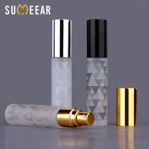 50 st / parti 10ml frostat glasförstärkare flaska färgade prickar Aluminium Cap Spray Perfume Bottle Travel Bottles Container