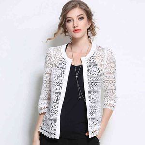 Blusa Plus Size Black White Hollow Out Lace Tops Tops Cardigan Blusa Sexy Camisa Meia Sleeeve Mulheres Blusa 3F 210420