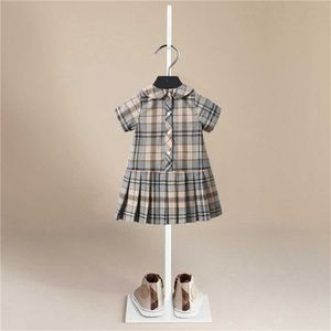 New Kids Designer Clothes Plaid Dresses Princess Party Pleated Dress for Teenage Girls Birthday Wholesale Summer Kids Clothing Q0716