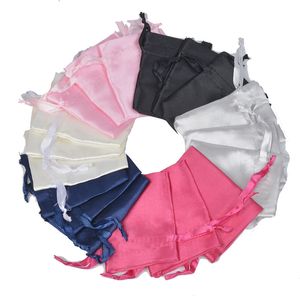 50pcs / parti 7x9cm Små satin Silk Drawstring påsar Smycken Makeup Packaging Christmas Wedding Party Gift Decoration Väskor