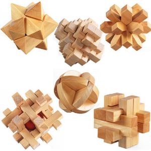 20pcs Party Favor 3D Wooden Puzzles Kongming Lock IQ Test Toy for Teens/Adults Kong Ming Locks 4.5*4.5cm Wood Interlocking Burr Puzzles Game Toys