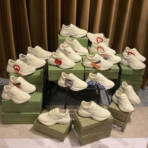 Spor Ayakkabıları Boyutu 46 toptan satış-2021 Tasarımcı Sneakers Ayakkabı Erkek Kadın Eğitmenler Vintage Lüks Arı ACE Chaussures Platformu Bayanlar Spor Rahat Baba Ayakkabı Tasarım Erkek Bayan Koşucu Sneaker Boyutu