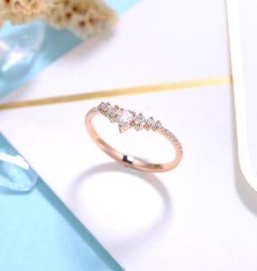 Rings de cluster exclusivo 14K Gold rosa Moissanite Becha de casamento empilhável para mulheres Jóias de noiva para mulheres
