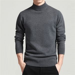 Mężczyźni sweter Solidne pulowery Mock Neck Spring and Autumn Nosić Cienka moda podkoszulek Rozmiar M do 4XL 210818
