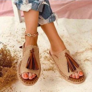 Moda di marca Scarpe da donna Sandali Scarpe piatte estive Cuoio femminile Gladiatore Scarpe di lusso Donna Designer Zapatos Mujer 210426