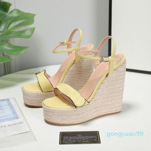 The latest women's wedge sandals leather hemp rope woven soles waterproof platform design luxury custom logo35-42.