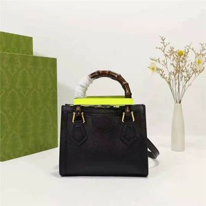 One Century Classic Designer Diana Mini-Bambus-Tragetaschen, Bambusgriff mit echtem Kalbsleder-Handtaschen, hochwertige Designer-Damen-Einkaufstaschen, modische Geldbörse