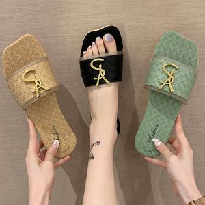 Summer Women Letters Slippers 2022 Female Outdoor Soft Bottom Non-slip Slides Girls Sweet Square Head Sandals Beach Shoes Flip-flops 36-40