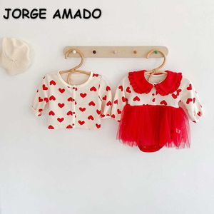 Venda por atacado primavera dia dos namorados bebê meninas 2 peças conjunto coração coração longo manejo macacão + casaco cardigan roupa bonito E6076 210610