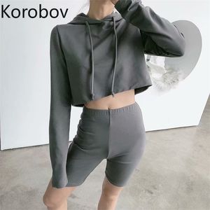 Korobov Korean Casual Women Suits Vintage Hooded Long Sleeve Crop Top Sweatshirts and High Waist Elastics Shorts 2 Pieces Sets 210430