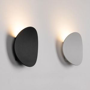 Vägglampa Nordic Creative LED Light Sconces Simple Lampor för kaffe Badrum Sovrum Spegel Inredning Utomhusbelysningsarmaturer