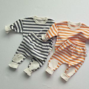 Barn lösa stripe sweatshirts byxor mode höst pojkar kläder uppsättningar bomull baby tjejer kläder kostym toddler tjej outfits 210413