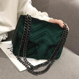 2021 Bolsa Designer Feminina Feminina de Veludo Clássica Linha Bordada Ondulada Cadeia Feminina Elegante Temperamento Pequena