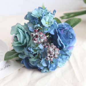 Dekorativa blommor kransar falska blommorblå bröllop bukett brud äktenskap silk rosor hortensia brudtärnor dekoration tillbehör
