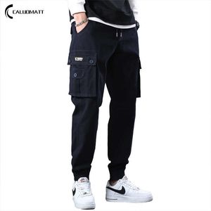 Nowe Męskie Bawełniane Spodnie Cargo Wysokiej Jakości Wiosna 2021 Moda Joggers Mężczyźni Odzież Spodnie Solidne Casual Spodnie Męskie Odzież Y0927
