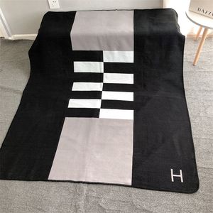 Letter Signage Blankets Soft Wool Cashmere Scarf Shawl Portable Warm Plaid for Spring Autumn Throw new home decoration blanket 2022