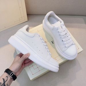 Tenis Sneakers Hoge Kwaliteit Merk Enkellaarzen Witte Schoen voor Dames Mannen Lace Up Luxe Designer Zapatos Hombres Casual paar schoenen
