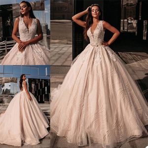 2021 Abiti da sposa linea A Abiti da sposa taglie forti Scollo a V Senza maniche Appliques in pizzo Vestios De Novia