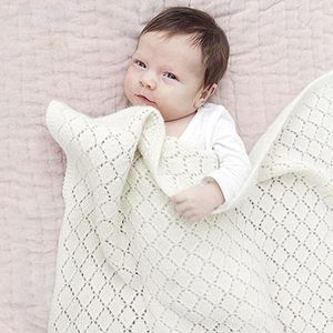 Infant Baby Boy Girl Pure Color Hollow Out Knit Blanket Autumn Winter born Quilt Boys Girls Hold 210429