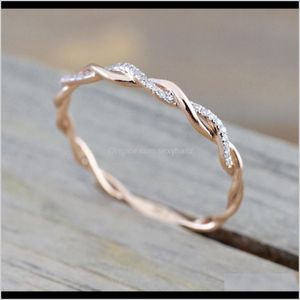 Kryształowy Twist Lina Stacking Alloy Bride Obrączki Zestaw Ślimak Zespół Okrągły Ring Party Punk Designer Biżuteria Lady Prezenty 3 Kolory 81cmi E6GH5