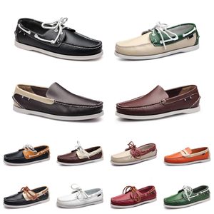 Män Casual Skor Loafers Läder Utomhus Sneakers Bottom Low Cut Classic Multicolor Triple Black Red GR