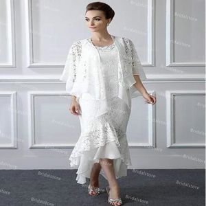 Splendidi abiti per la madre della sposa in pizzo bianco Abiti estivi a due pezzi per gli invitati al matrimonio 2021 Gonna da ballo da sera in chiffon lunghezza tè con giacca abiti da sposa