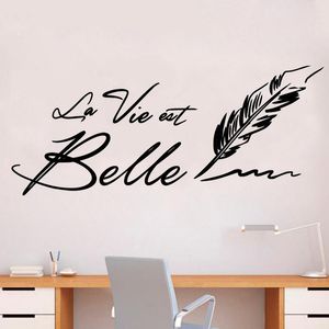 Adesivo da parete con piume Citazione francese Carta da parati rimovibile per la decorazione della camera da letto Decalcomania con frase adesivi Decor RU481