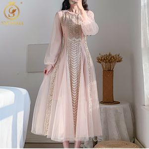 Frühling Runway Luxus Perlen Lange Kleider Frauen Mesh Stickerei Patchwork Böhmischen Urlaub Volle Hülse Vestidos 210520