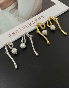 French Geometric Curved Pearl Earrings Trend Ins Stud Niche Design Mid-Length Fashion All-Match Cold Style Jewelry Accessories