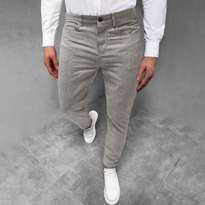 Pantaloni da uomo Pantaloni a quadri scozzesi a righe coreani Streetwear Uomo Pantaloni larghi casuali Pantaloni classici dritti punk retrò Harajuku grigi