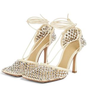 Sapatos de vestido 2022 Bombas de verão Sandal sapato mulher de altos saltos de casamento Sandálias de Cristal Das Mulheres Cinta de Tornozelo Rhinestone Party Heel