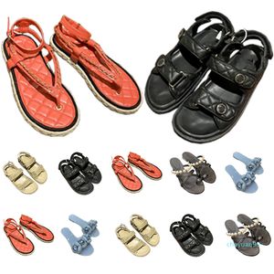 Sandaler Kvinnor Slides Kvinnor Scuffs Slipper Luxurys Designers Skor High Heels Äkta Läder Lady Paris Sommarstrand 2021