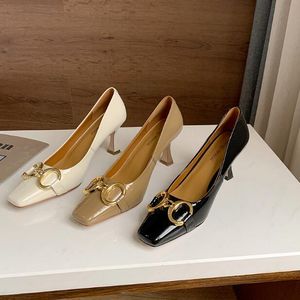 Mulheres Sapatos de Salto Alto Couro Genuíno Stiletto Cat Calconete Metal Fivela de Couro Macio Moda Designer Lady Party Work Trabalho Sapatos