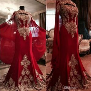 2022 Nowy Luksusowy Koronki Red Arabski Dubaj Kaftan Suknie Wieczorowe Sweetheart Zroszony Aplikacja Syrenka Prom Dresses z Cloak Formal Party Suknie CG001