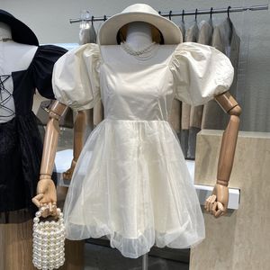 Sennvchooxian temperamento cintura net costura vestido máquina de cuidado aberto de volta lace up quadrado pescoço bolha manga saia de uma linha 210510