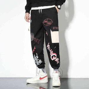 List Print Slud dla Męskie 2021 Moda Joggers Ubrania Teen Harajuku Graffiti Side Pocket Pething Spodnie Hip Hop Streetwear G0104