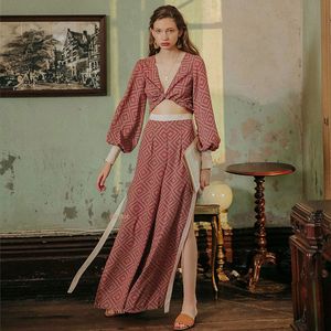 Vintage Elegant Two-piece Women Sexy Summer V-neck Top Pants Sets Holiday Style Fashion Ladies Wide Leg Suits A873 210420