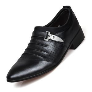 Moda Slip On Men Luxurys Sukienka Buty Męskie Oxfords Biznes Classic PU Skórzane Męskie Designer Garnitury Casual Shoe Plus Size 38-48