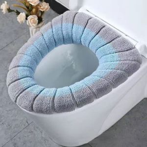 Winter Warmer Toilet Seat Cover Mat Bathroom Toilet Pad Cushion with Handle Thicker Soft Washable Closestool Warmer Accessories
