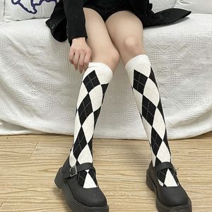 New British Style Diamond Women Socks Cotton Khaki Knitting Harajuku Fashion Funny Kawaii Soft Happy Classic Girls Tube Socks